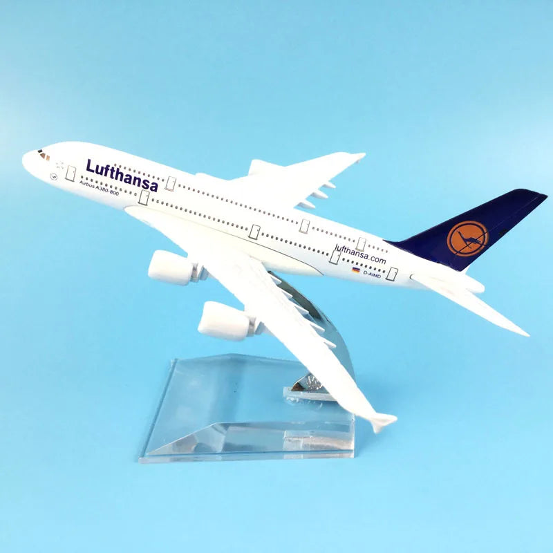 JASON TUTU 16cm Lufthansa Airbus A340 Plane Model Airplane Model Airbus Aircraft Model 1:400 Diecast Metal Airplanes Plane Toy