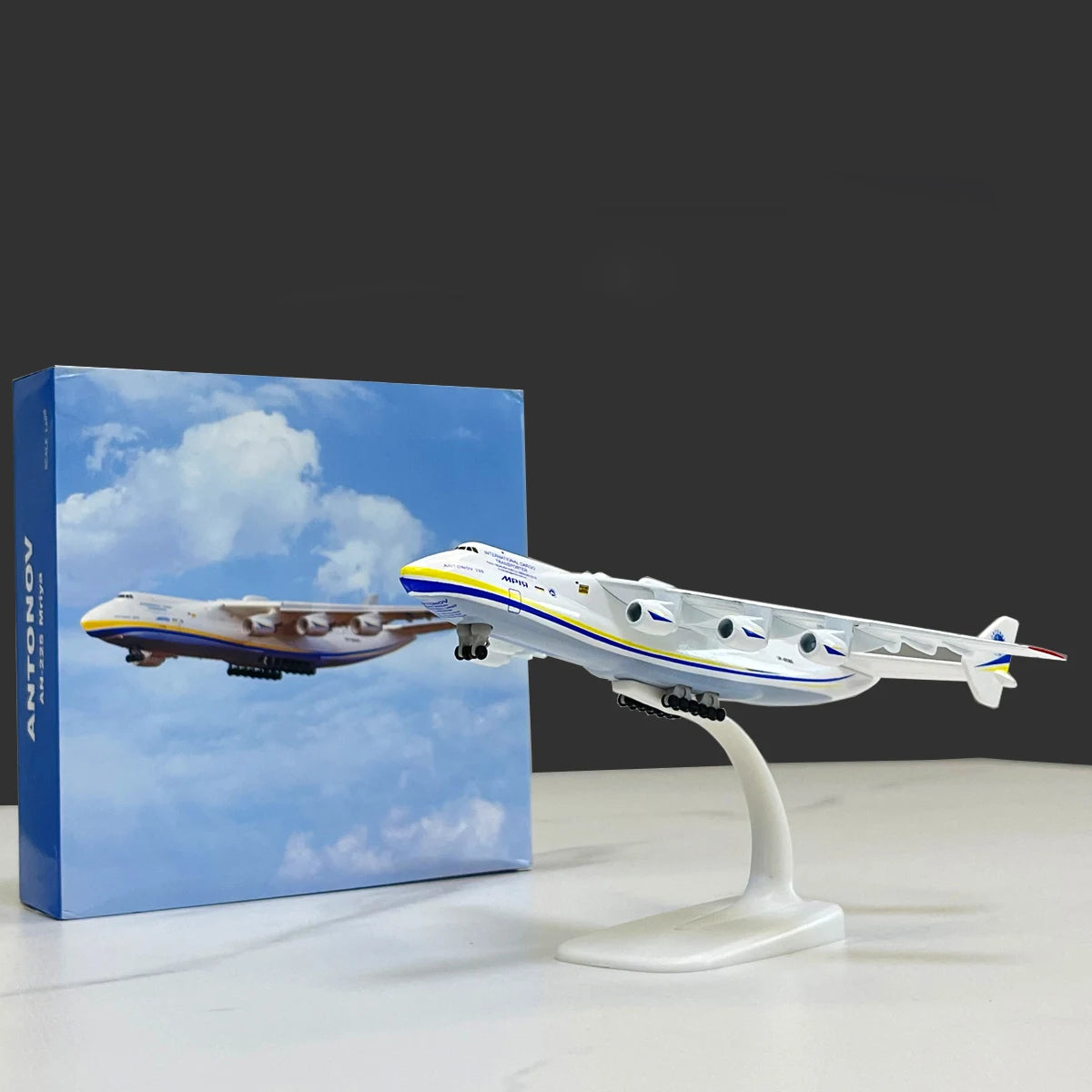 20CM Diecast Alloy Antonov An-225 "Mriya" B747 777 787 A380 350 330 Airplane Model 1/400 Scale