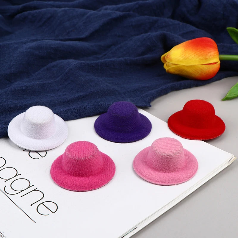 5Pcs 1:12 Dollhouse Miniature Hat Mini Dolls Hat Ornament Dolls House Accessories Kids Toys Gifts Rndom Color